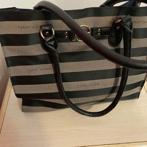 Tommy Hilfiger gray black canvas tote - Picture 1 of 8